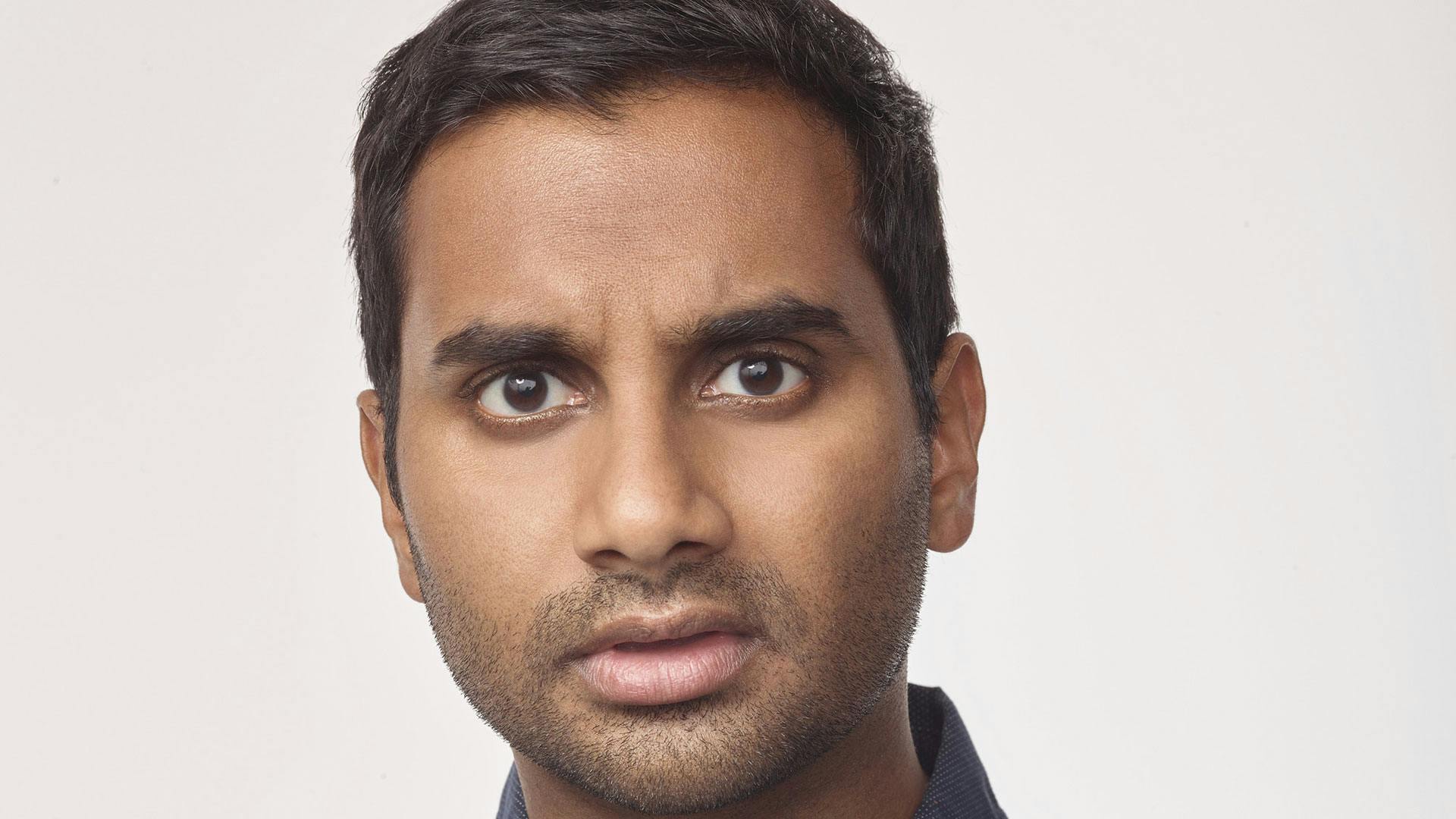 Aziz-Ansari-at-smart-financial-centre Aziz-Ansari-at-smart-financial-centre